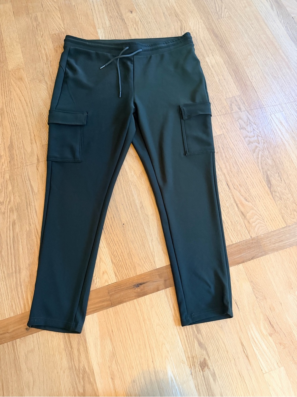 Women Size 3X "Maze Collection" black Cargo-Style Jogger Pants Drawstring Waist